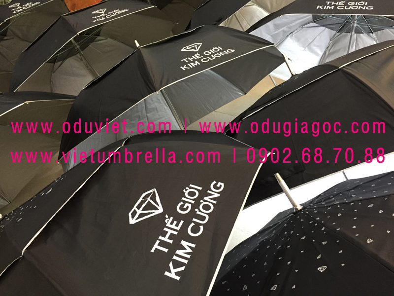 xưởng sản xuất ô dù cầm tay in logo quảng cáo